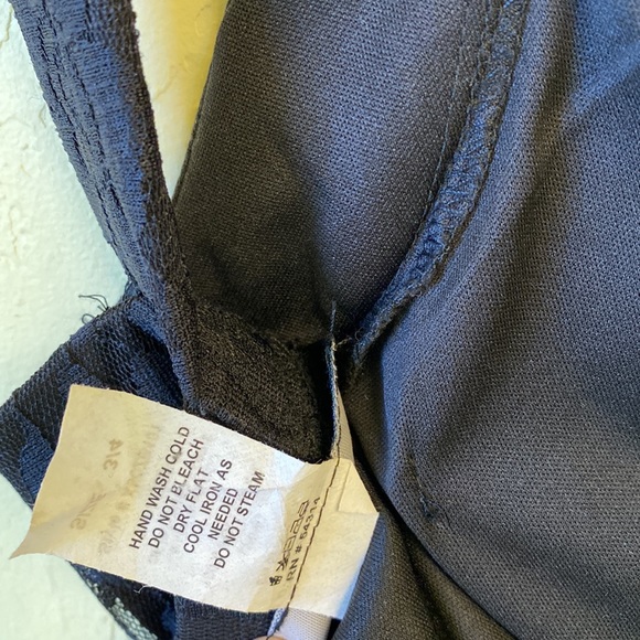 Little Lace Black Dress - Picture 7 of 7